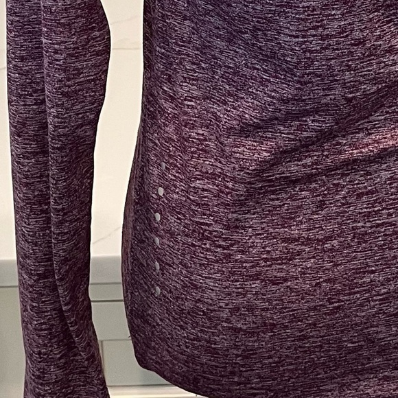 NIKE Dri-Fit Element Running Hoodie - Picture 7 of 10